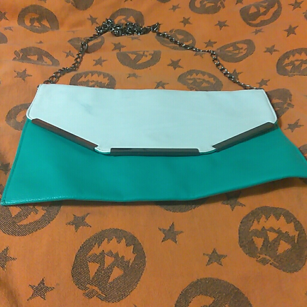 Med. Teal and White purse- Over the shoulder